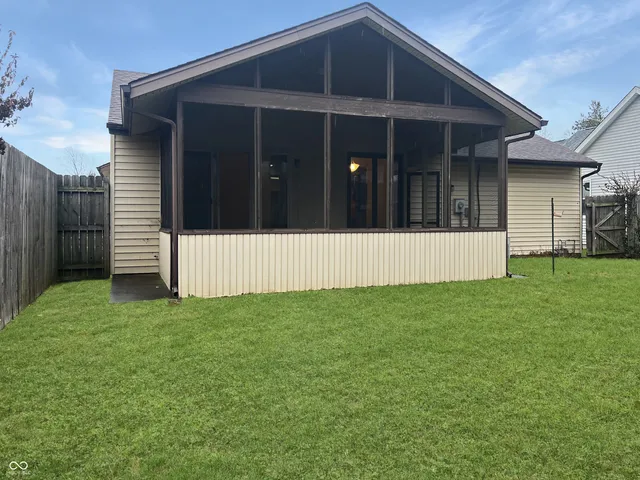 $199,000 | 3830 Peppertree Lane, Columbus, IN 47203