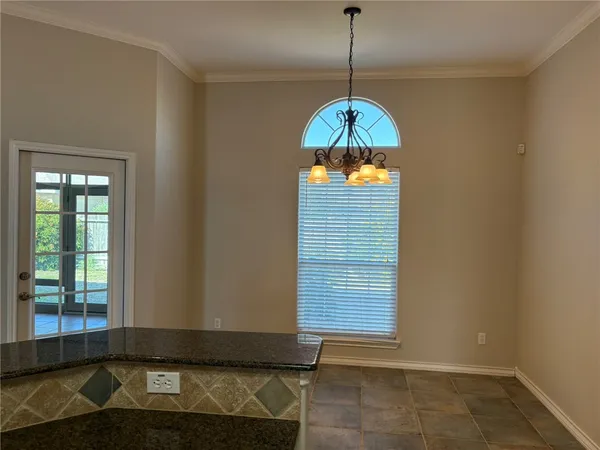 $2,800 | 15325 Dasmarinas Drive, Corpus Christi, TX 78418