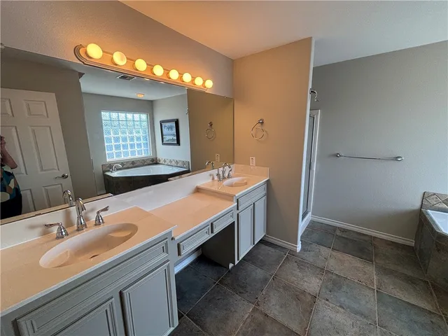 $2,800 | 15325 Dasmarinas Drive, Corpus Christi, TX 78418