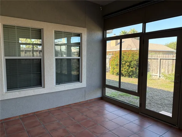 $2,800 | 15325 Dasmarinas Drive, Corpus Christi, TX 78418