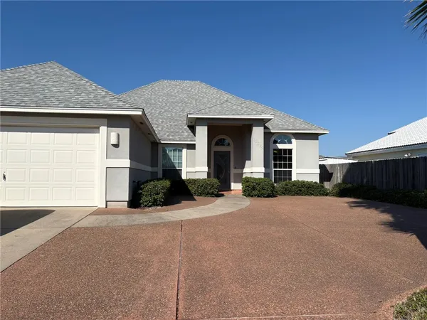 $2,800 | 15325 Dasmarinas Drive, Corpus Christi, TX 78418