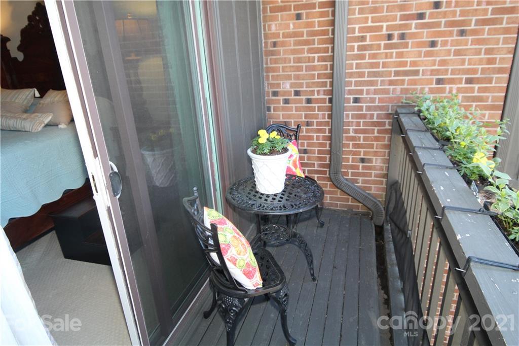 5809 Sharon Road, Unit A Charlotte, NC 28210 - Photo 14 of 28 Gallery Image 14