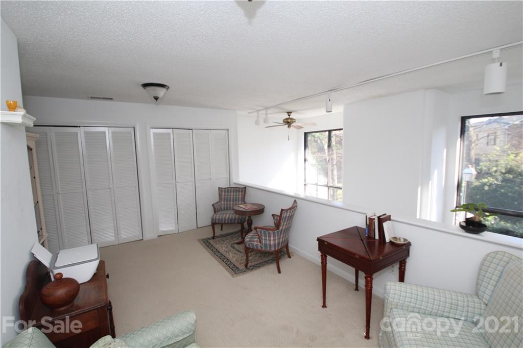 5809 Sharon Road, Unit A Charlotte, NC 28210 - Photo 19 of 28 Gallery Image 19