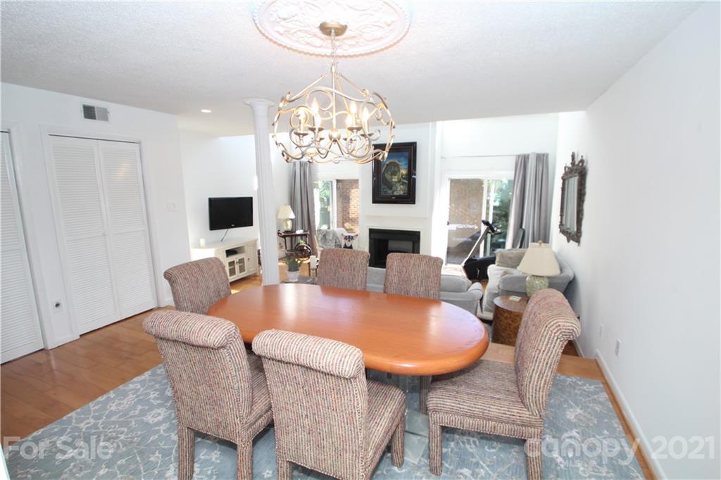 5809 Sharon Road, Unit A Charlotte, NC 28210 - Photo 6 of 28 Gallery Image 6