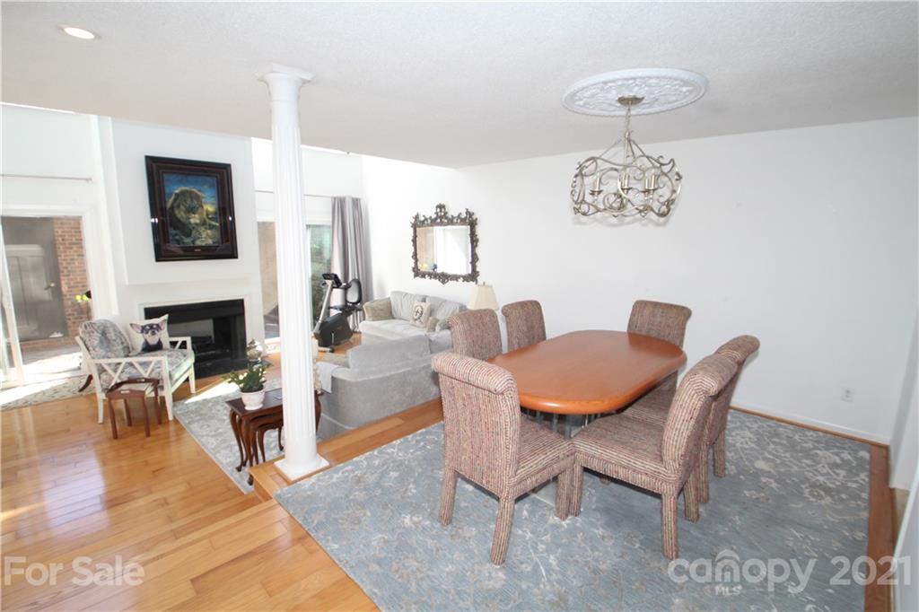 5809 Sharon Road, Unit A Charlotte, NC 28210 - Photo 7 of 28 Gallery Image 7