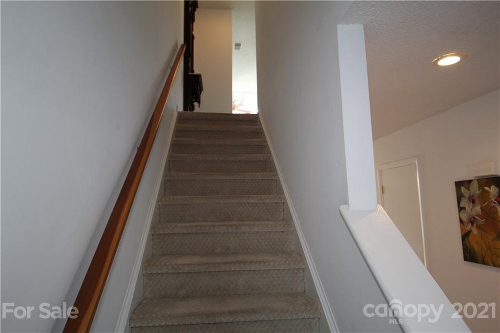 5809 Sharon Road, Unit A Charlotte, NC 28210 - Photo 10 of 28 Gallery Image 10