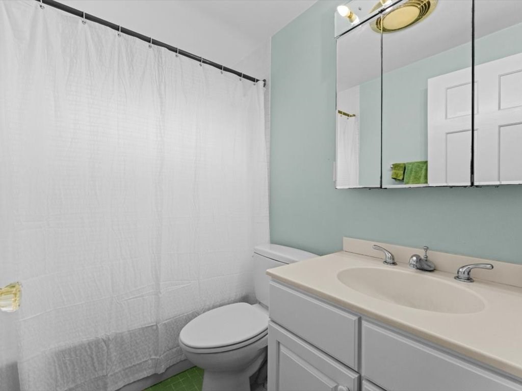 66 Upland Road Needham, MA 02492 - Photo 14 of 28