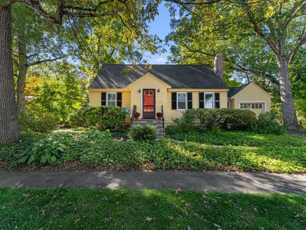 66 Upland Road Needham, MA 02492 - Photo 2 of 28