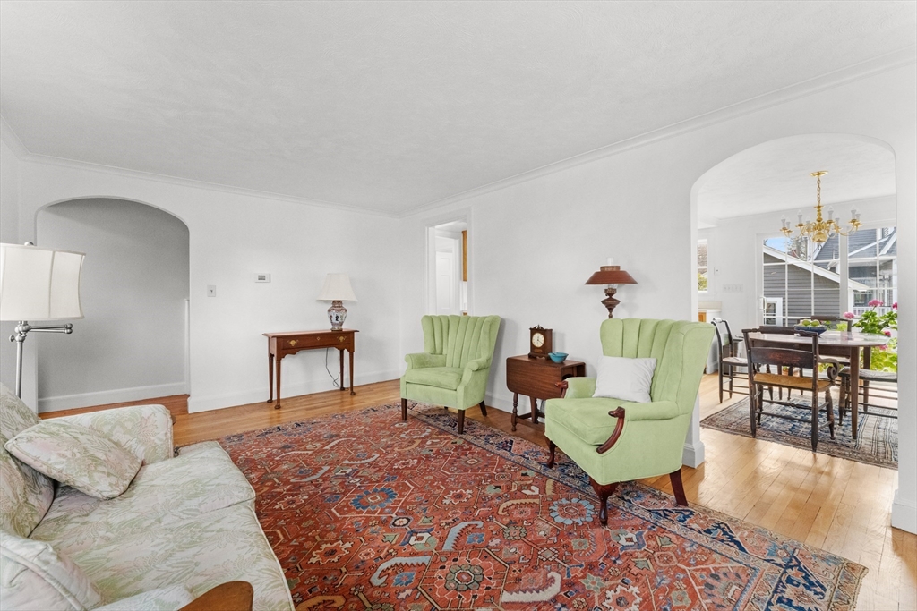 66 Upland Road Needham, MA 02492 - Photo 4 of 28