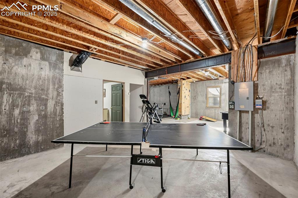 284 County Road 511 Divide, CO 80814 - Photo 36 of 49 a view of livingroom with furniture and window