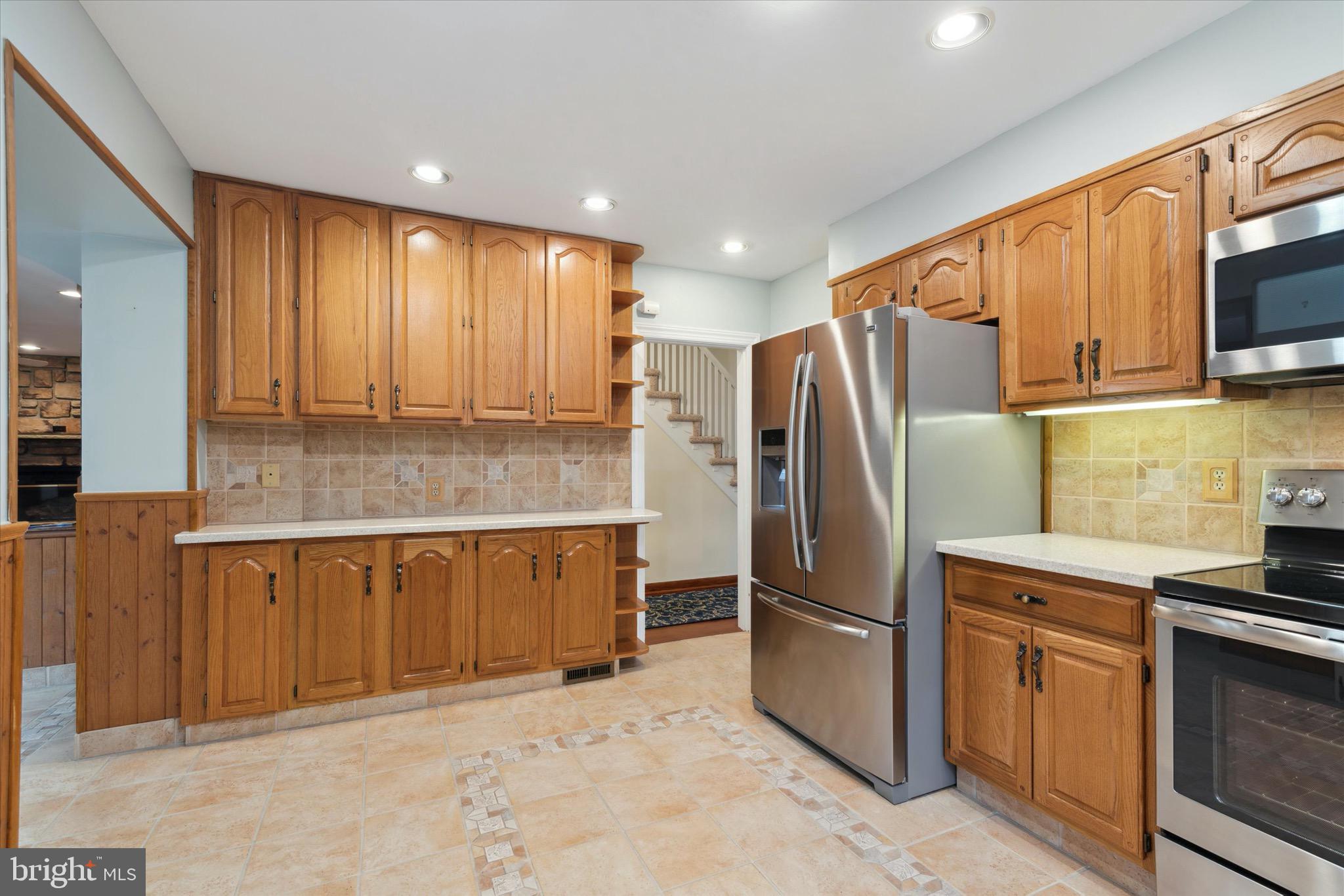 1119 Ashbourne Road Cheltenham, PA 19012 - Photo 19 of 47 Kitchen