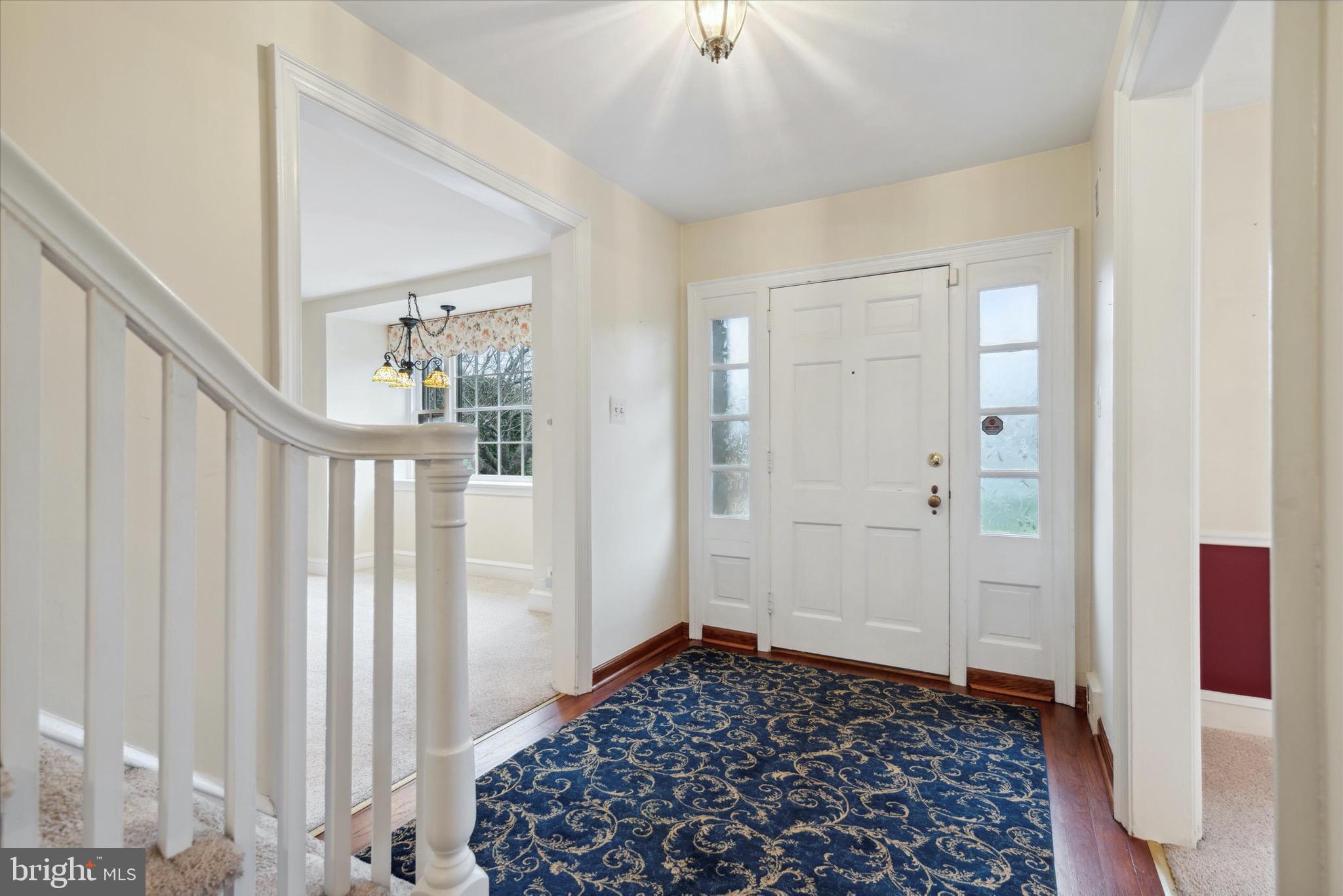 1119 Ashbourne Road Cheltenham, PA 19012 - Photo 5 of 47 Center hall