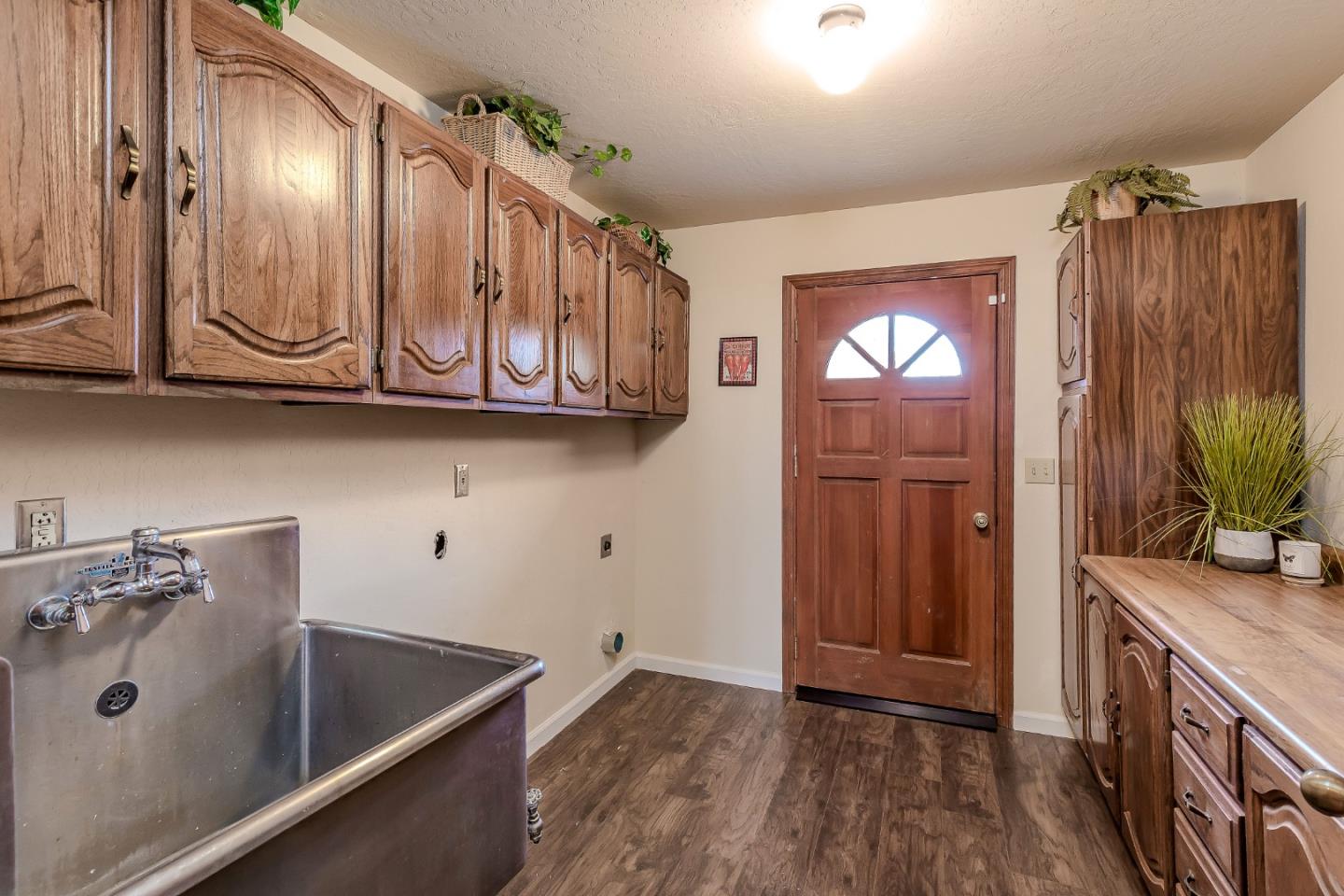 16420 Soda Springs Road Los Gatos, CA 95033 - Photo 24 of 64