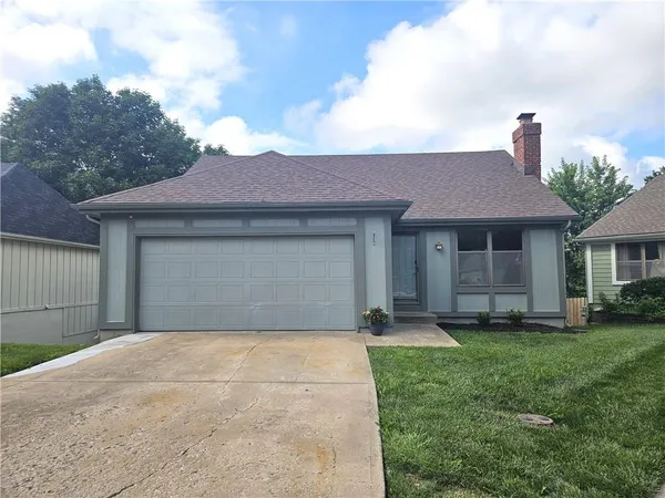 $350,000 | 12116 West 67th Street, Shawnee, KS 66216