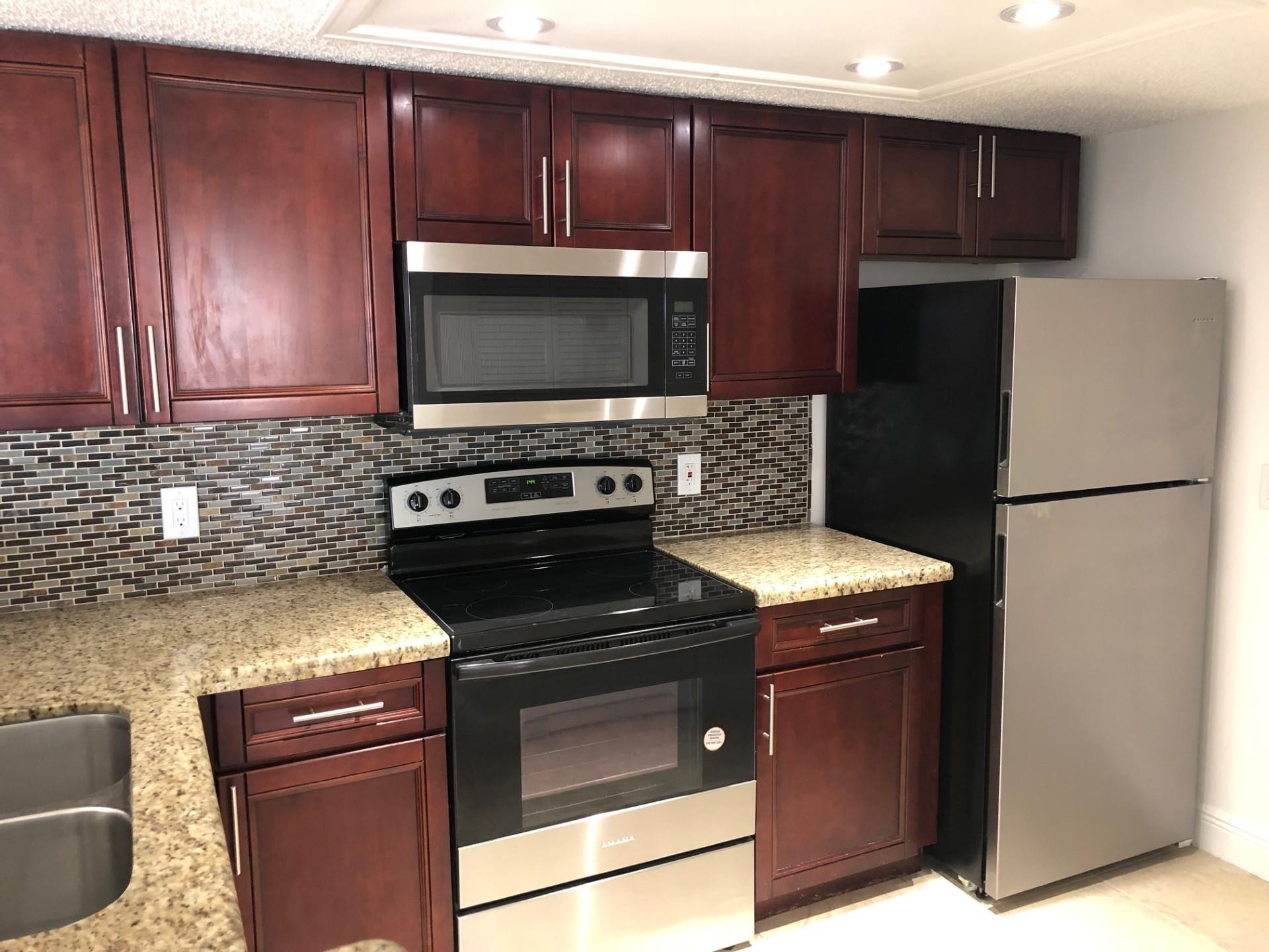5045 Wiles Road, Unit 306 Coconut Creek, FL 33073 - Photo 3 of 33 Photo 3