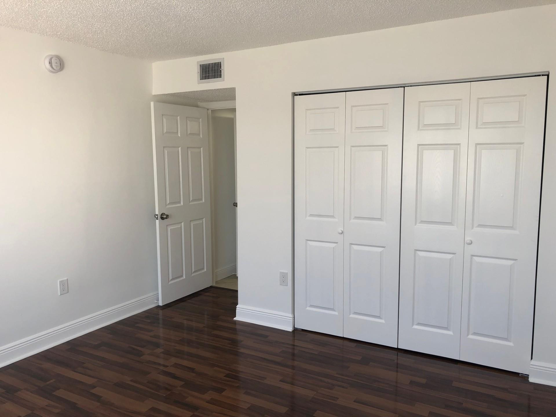 5045 Wiles Road, Unit 306 Coconut Creek, FL 33073 - Photo 10 of 33 Photo 10