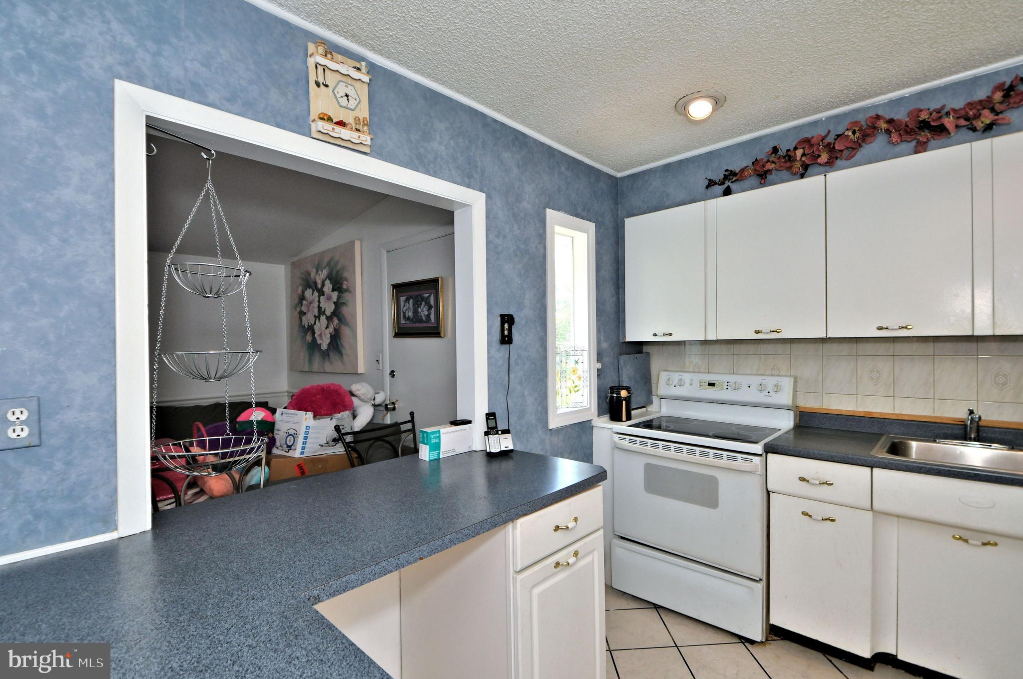 28 Calicobush Road Levittown, PA 19057 - Photo 14 of 37 Gallery Image 14