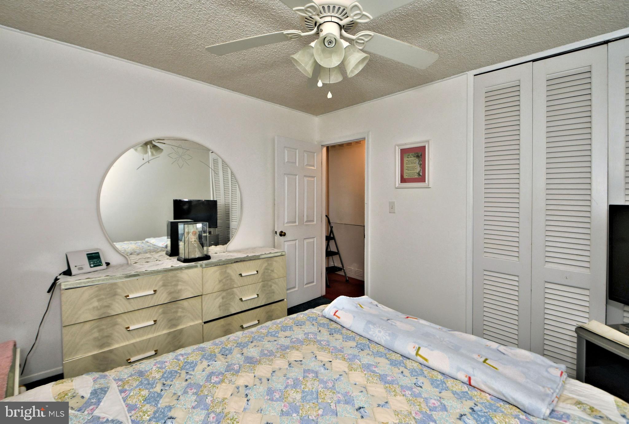 28 Calicobush Road Levittown, PA 19057 - Photo 28 of 37 Gallery Image 28