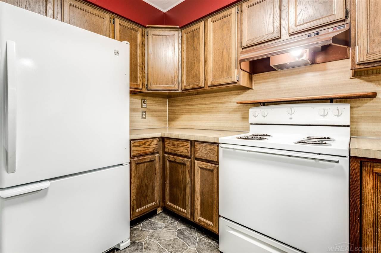 6029 Roach Road Croswell, MI 48422 - Photo 11 of 46