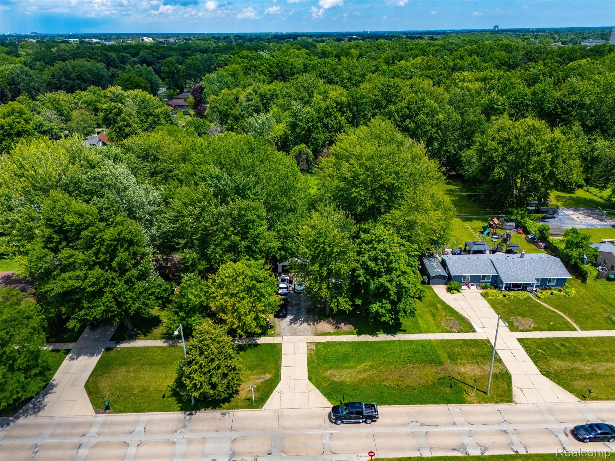 14125 Racho Boulevard Taylor, MI 48180 - Photo 20 of 25 drone-1.jpg