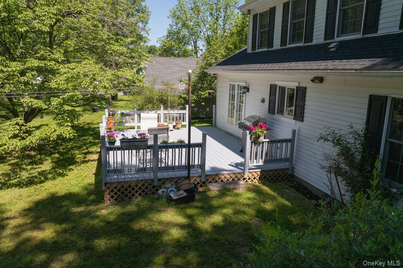 185 Taylor Road Mountainville, NY 10953 - Photo 8 of 47 Expansive, oversized deck supported by I-beams