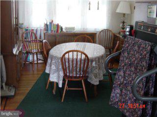 118 Harvin Road Upper Darby, PA 19082 - Photo 3 of 6