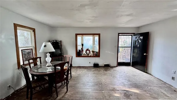 $99,000 | 550 Bent Avenue, Akron, CO 80720