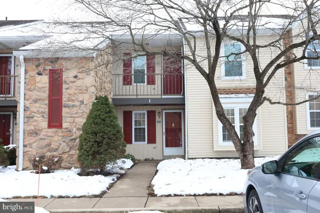 $2,100 | 154 Valley Greene Wyomissing Pa, Wyomissing, PA 19610