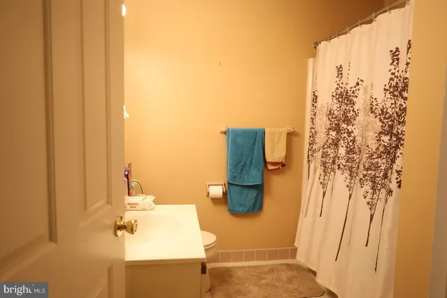 $2,100 | 154 Valley Greene Wyomissing Pa, Wyomissing, PA 19610