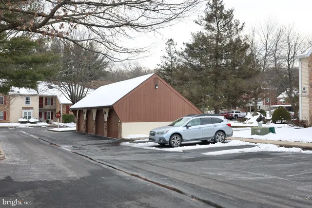 $2,100 | 154 Valley Greene Wyomissing Pa, Wyomissing, PA 19610