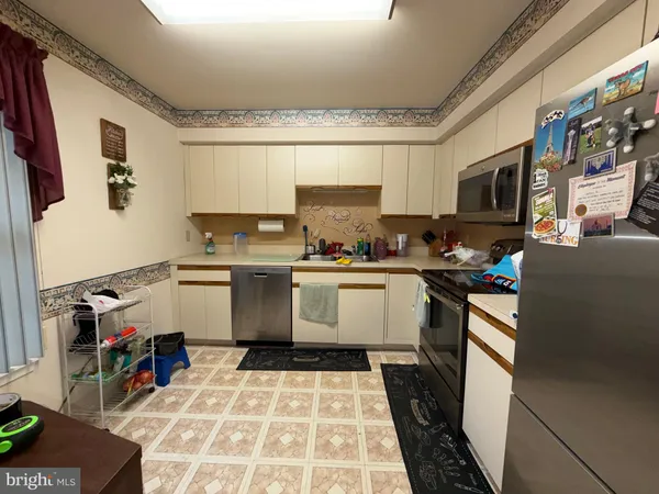 $1,935 | 154 Valley Greene Circle, Wyomissing, PA 19610