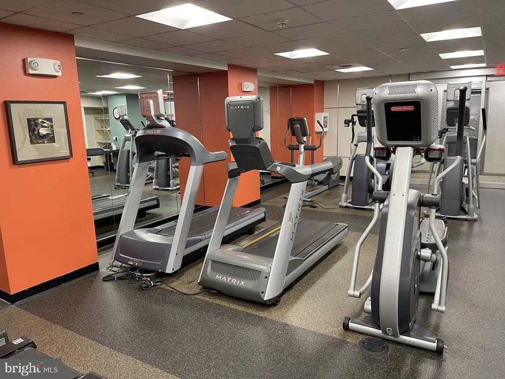220 Locust Street, Unit 28GS Philadelphia, PA 19106 - Photo 16 of 21 a view of a room with gym equipment