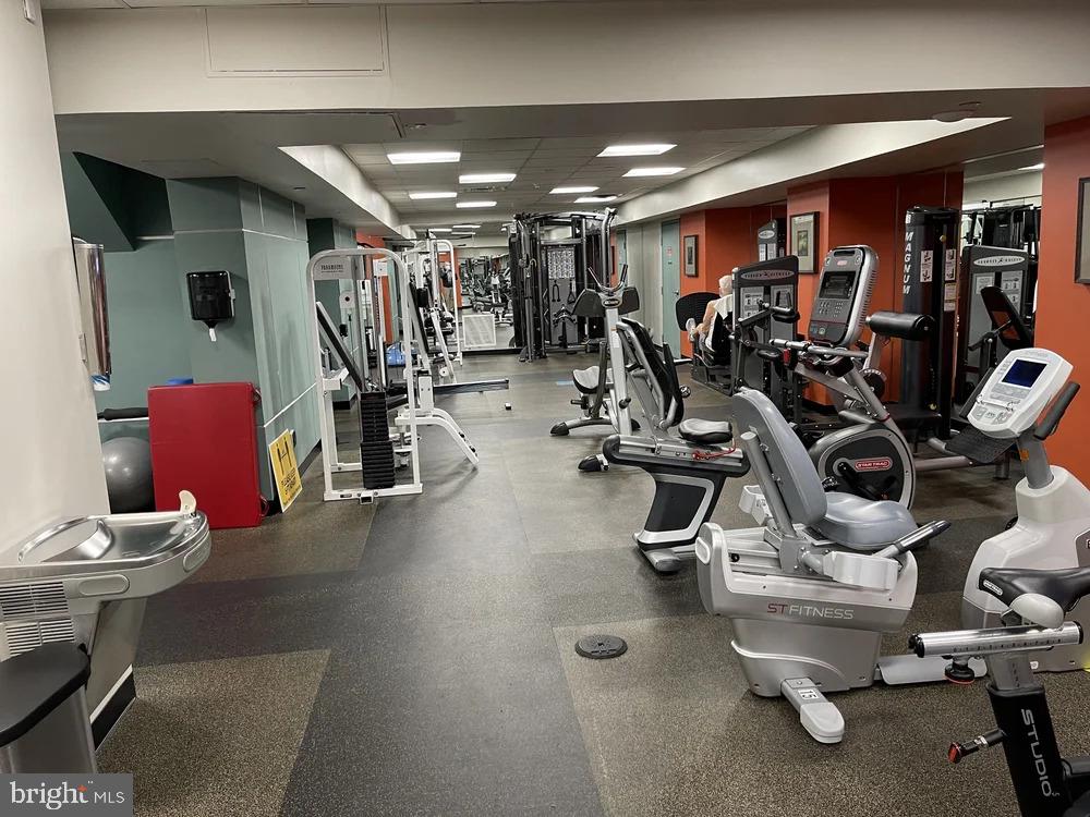 220 Locust Street, Unit 28GS Philadelphia, PA 19106 - Photo 17 of 21 a view of a room with gym equipment