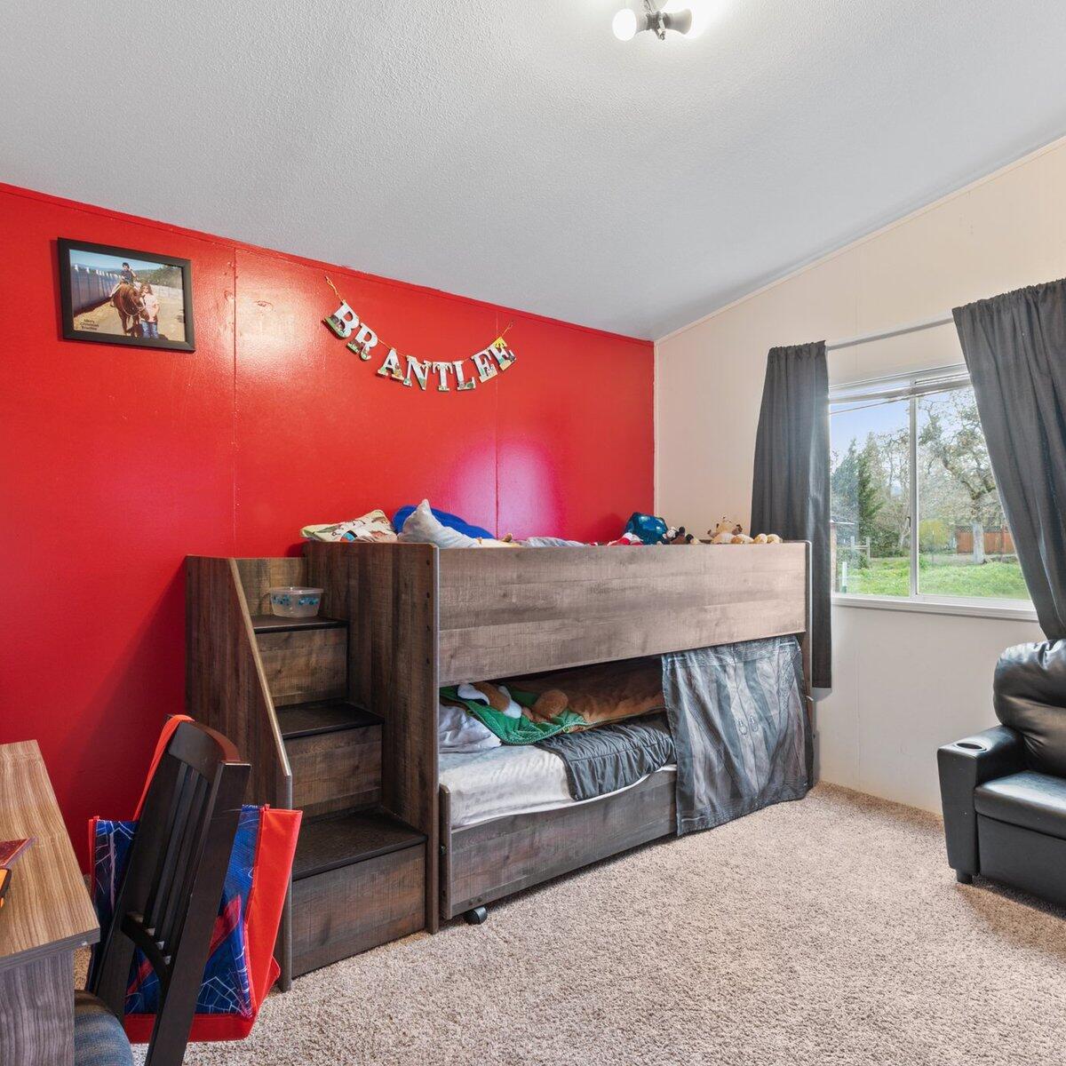 4599 East Antelope Road Eagle Point, OR 97524 - Photo 14 of 26 15