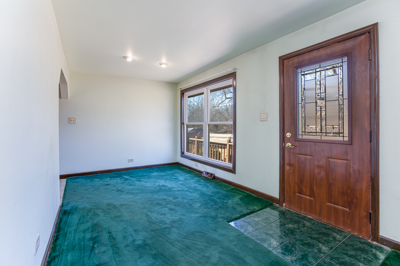 S127 Pearl Road West Chicago, IL 60185 - Photo 8 of 23 an empty room with windows