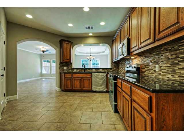 3315 Minnie Street, Unit B Austin, TX 78745 - Photo 8 of 17 Kitchen