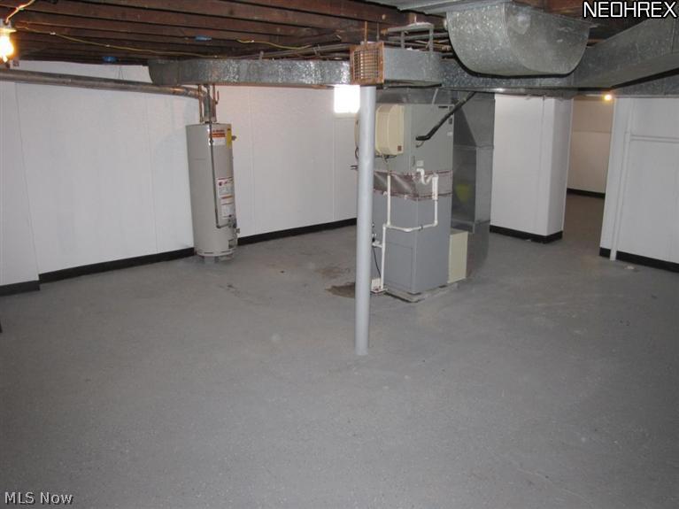 4505 Ardendale Road Cleveland, OH 44121 - Photo 17 of 18 huge basement