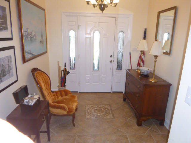 277 Hemingway Loop Foley, AL 36535 - Photo 3 of 27 Foyer