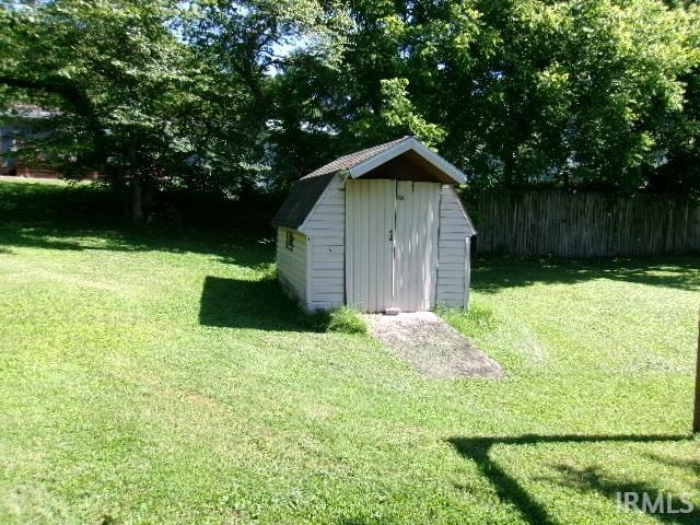 256 West Post Street Bloomfield, IN 47424 - Photo 15 of 20