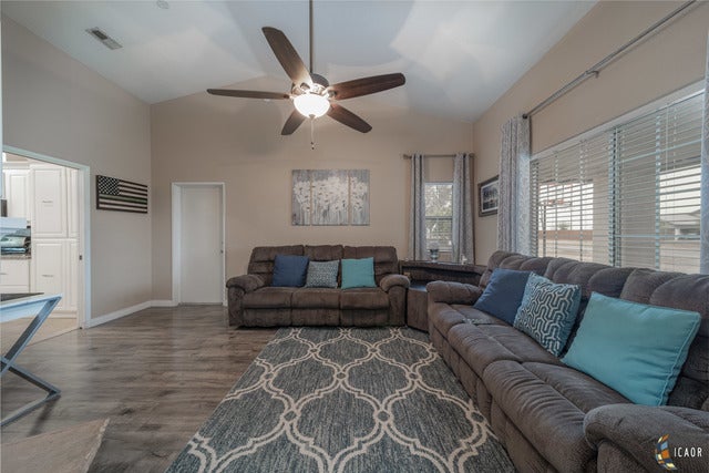 673 Lee Road Imperial, CA 92251 - Photo 4 of 33 Gallery Image 4