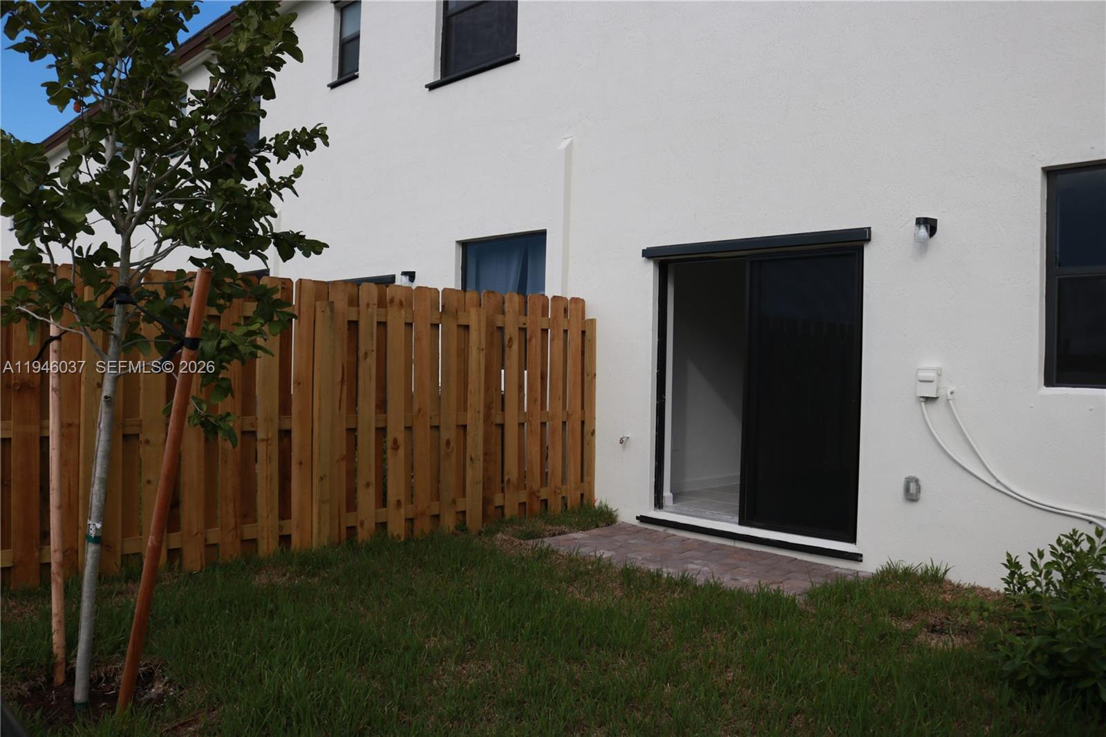 23040 Southwest 99th Court Cutler Bay, FL 33190 - Photo 13 of 23 a view of outdoor space and yard