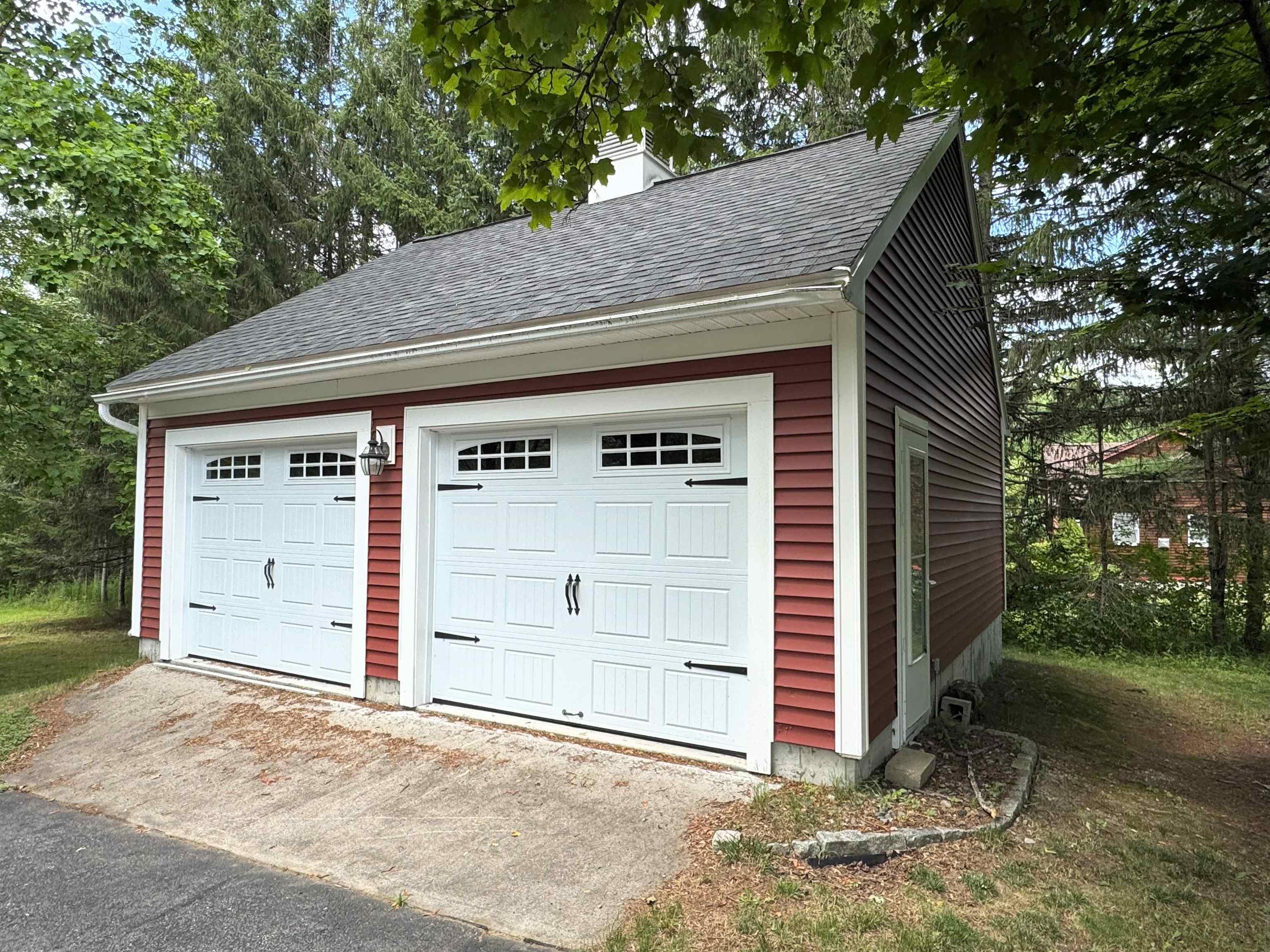 86 Chamberlain Street Rochester, NH 03867 - Photo 4 of 51