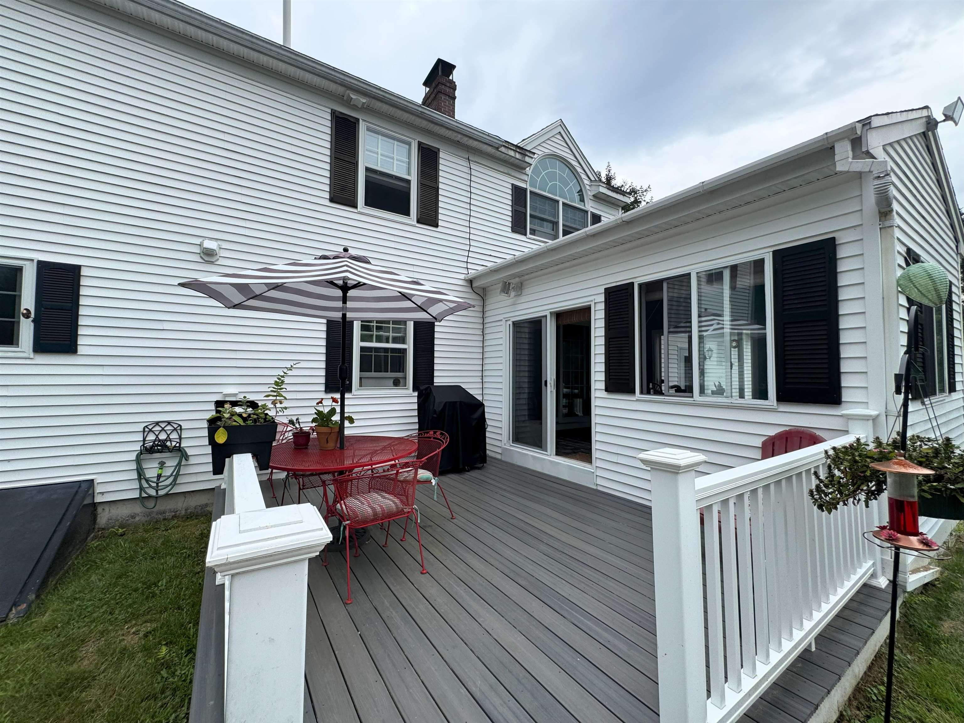 86 Chamberlain Street Rochester, NH 03867 - Photo 9 of 51