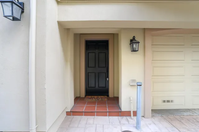 $800,000 | 1137 Paloma Avenue, Unit E, Burlingame, CA 94010