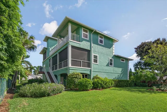 $1,695,000 | 508 84th Street Northwest, Bradenton, FL 34209