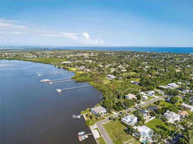 $1,695,000 | 508 84th Street Northwest, Bradenton, FL 34209