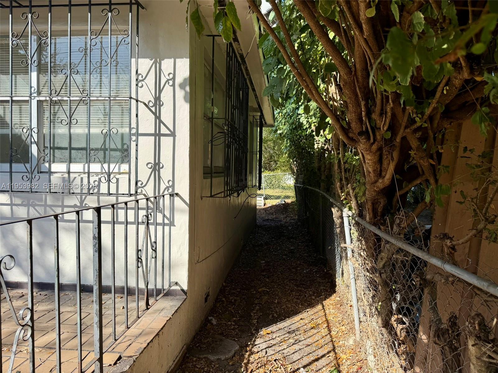 413 Northwest 63rd Street Miami, FL 33150 - Photo 13 of 64