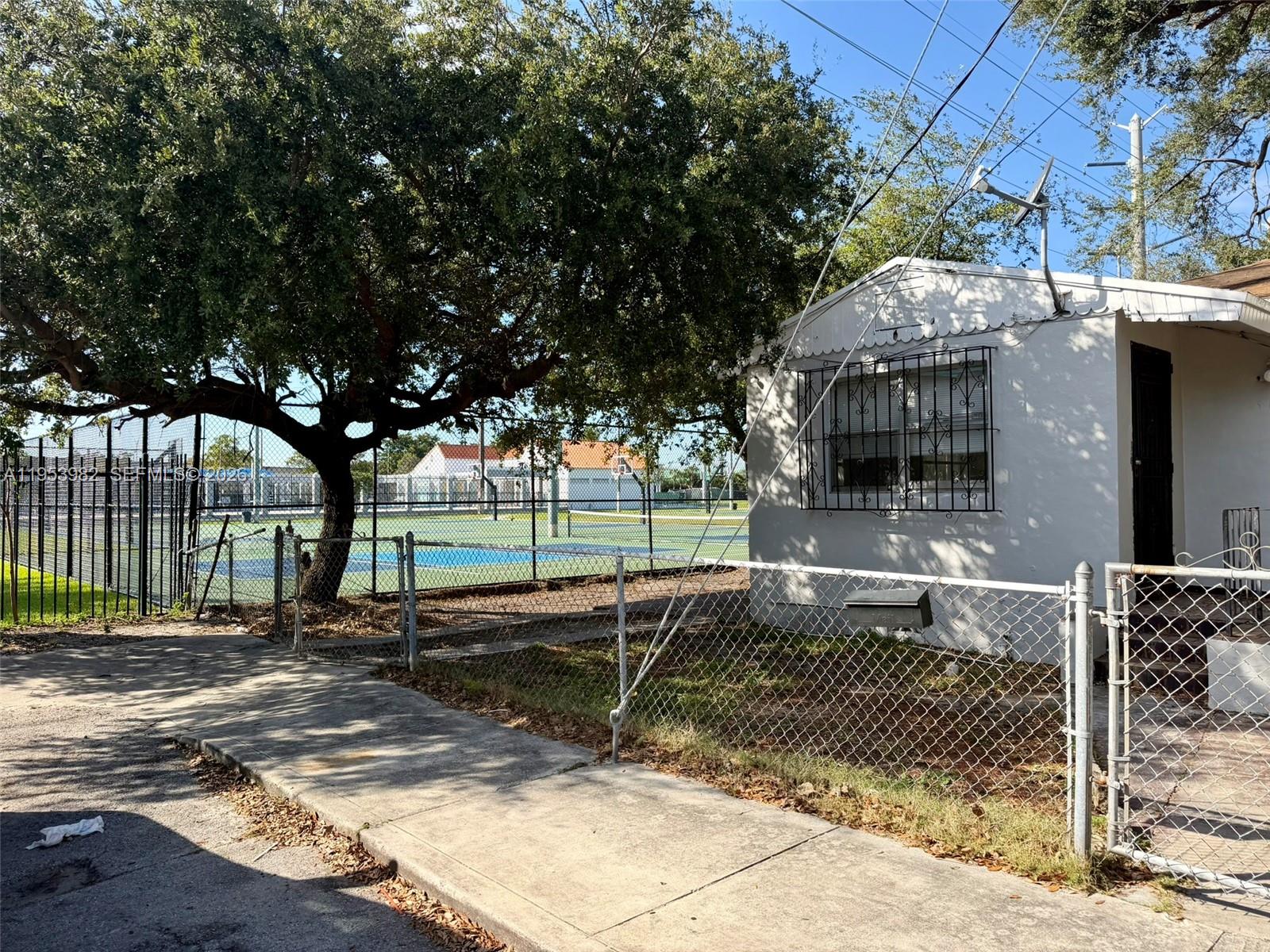 413 Northwest 63rd Street Miami, FL 33150 - Photo 4 of 64