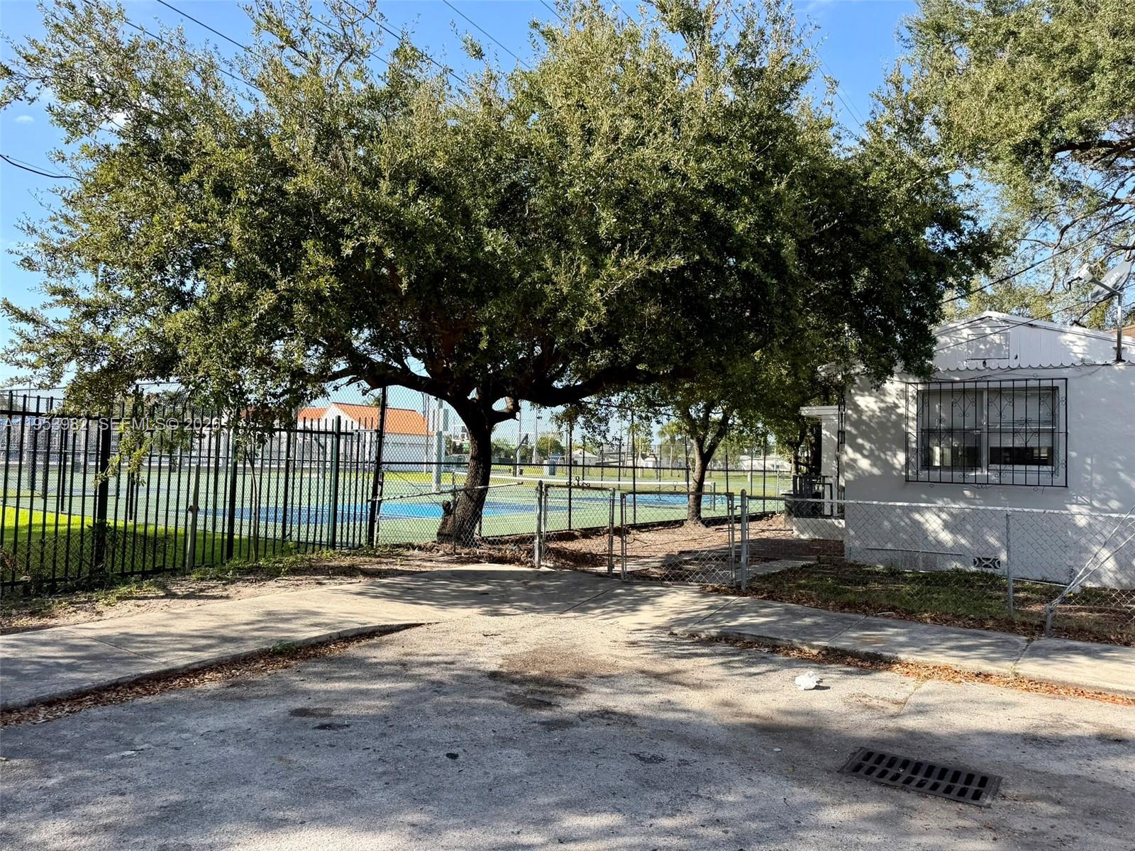 413 Northwest 63rd Street Miami, FL 33150 - Photo 61 of 64