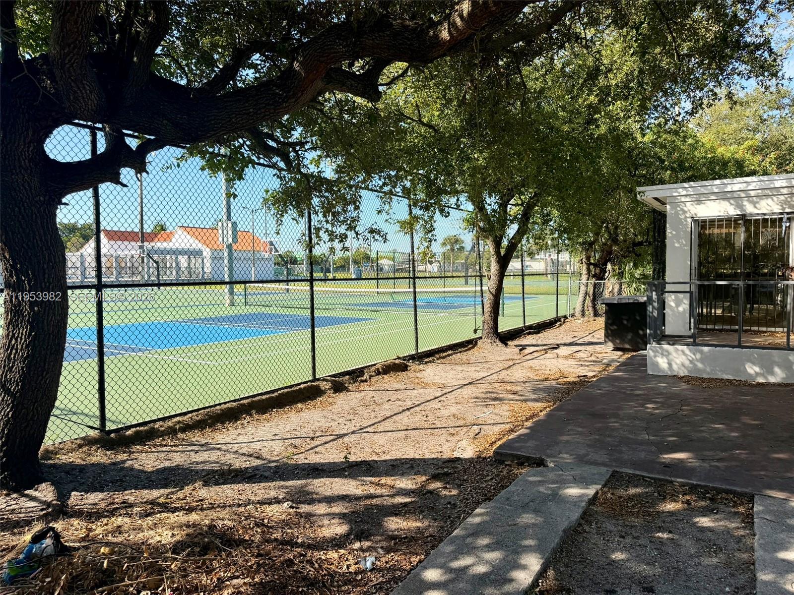 413 Northwest 63rd Street Miami, FL 33150 - Photo 10 of 64